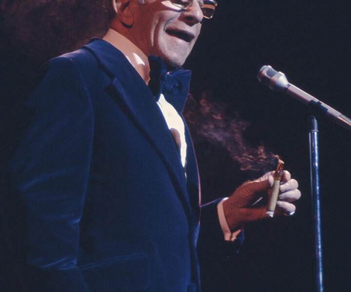 George Burns, Lincoln Center, NYC. February 18, 1973. Image #: BU74_1973_1 © Bob Gruen